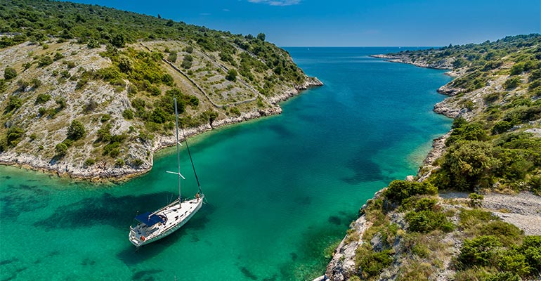 Why to choose bareboat Yacht Charter?